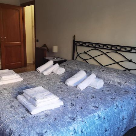 Appartamento Per Turisti E Famiglie Roma Exterior photo